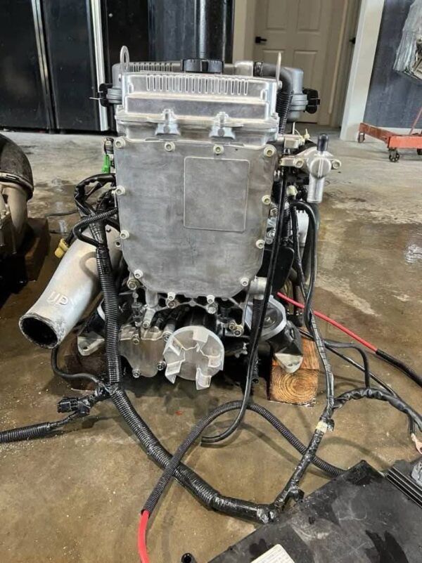 Yamaha Motor MR1 HO 160HP Waverunner Complete Engine - Image 2