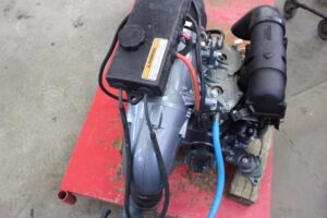 YAMAHA WAVE RAIDER 700 Motor Engine With Carbs Ignition Exhaust - Image 4