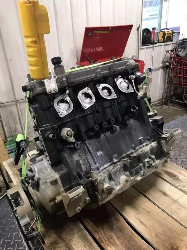 Yamaha VXR 1800 1.8 Waverunner engine motor - Image 3